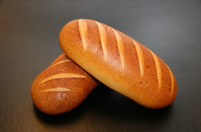 ダイエット期間中に合うパン2位はフランスパン